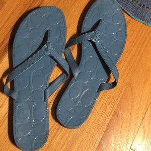 Beach combo/ Flip flops/hat w/removable ribbon tie